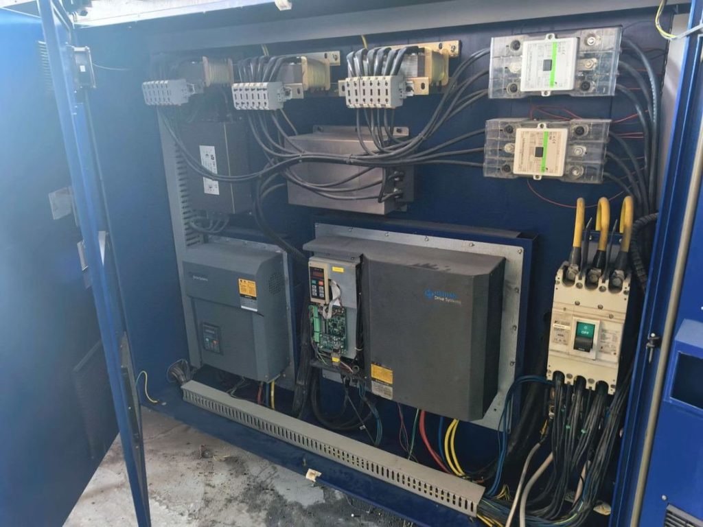 Live video inspection: whatever part you want to see, the camera goes there.